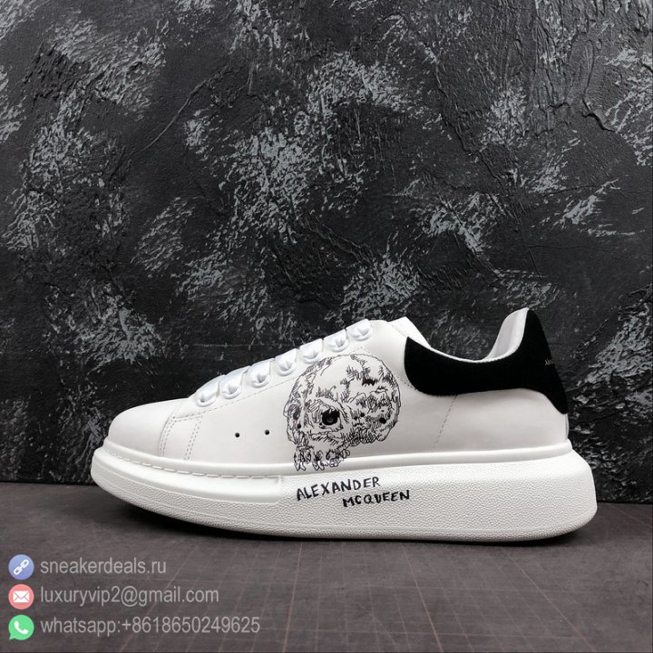 Alexander McQueen 5D Print 2019 Unisex Sneakers PELLE S GOMMA 462214 WHFBU Black Sketch Skulls